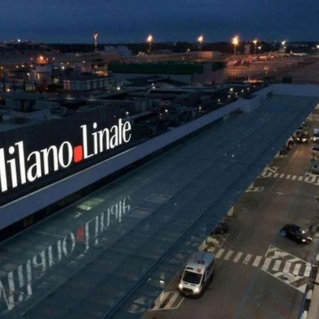 Linate Airport Elegant Suite,Tram 1 Minute Away Milan Exterior photo